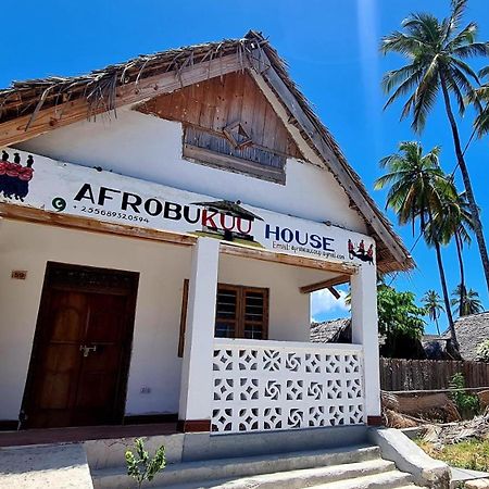 فندق Afrobukuu House باجي المظهر الخارجي الصورة